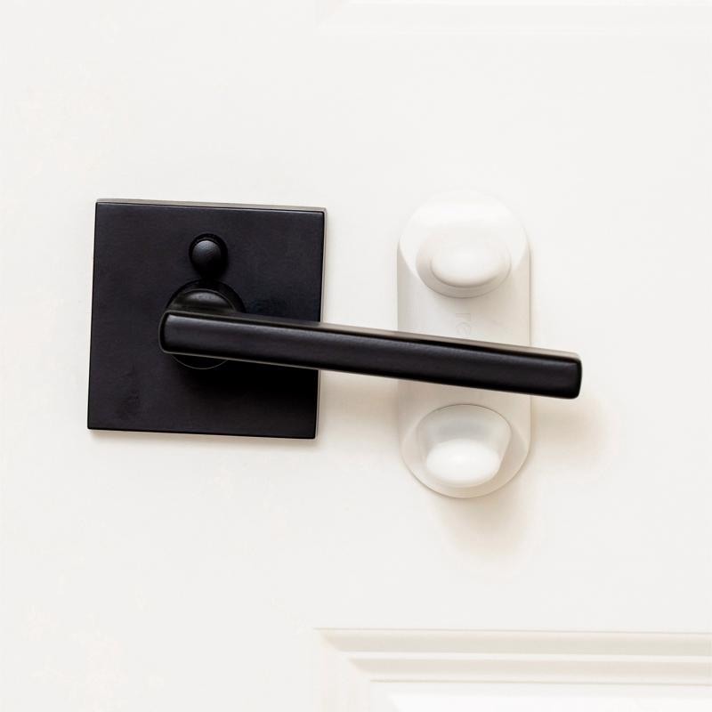 LEVER HANDLE LCK WHT 1PK